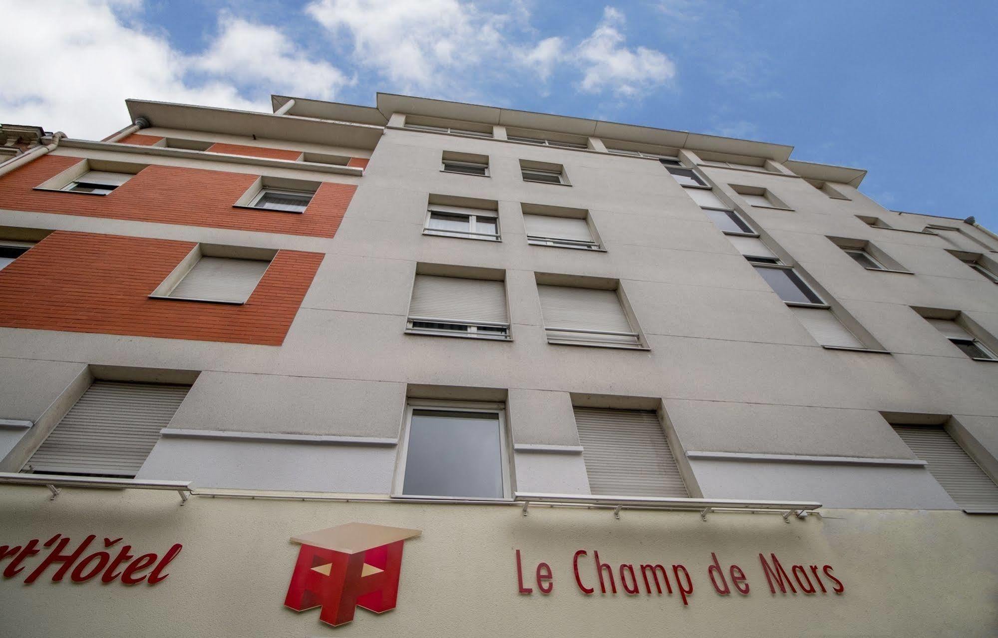 Kosy Appart'Hotel Le Champ De Mars Reims Eksteriør bilde